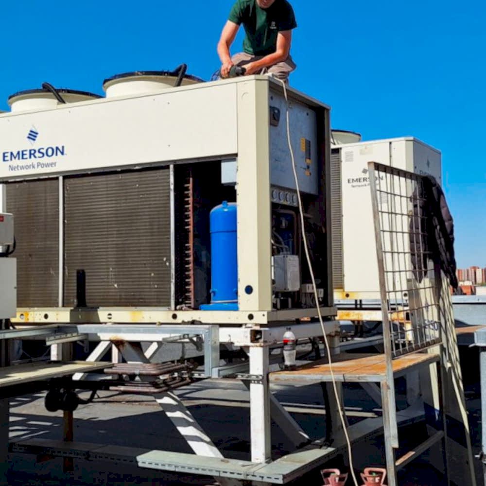 Заправка чиллера в АСТАНА Климатическая компания Арена Заправка чиллера в Астане